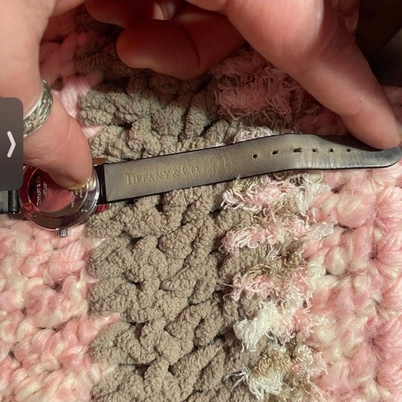 Preloved Vintage Tiffany&Co Black calfskin band wrist watch for women - Picture 8 of 15